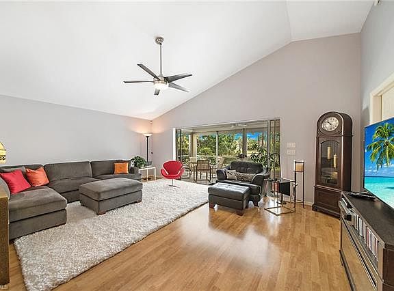 3rd image of 25541 Fairway Dunes Ct