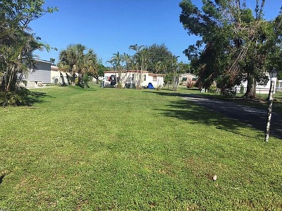 2nd image of 171 Pine Key Ln #28