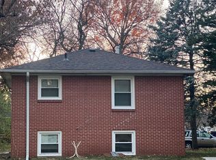 1010 S 30th St, Lincoln, NE 68510