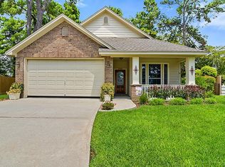 4966 Pleasure Lake Ln, Willis, TX 77318