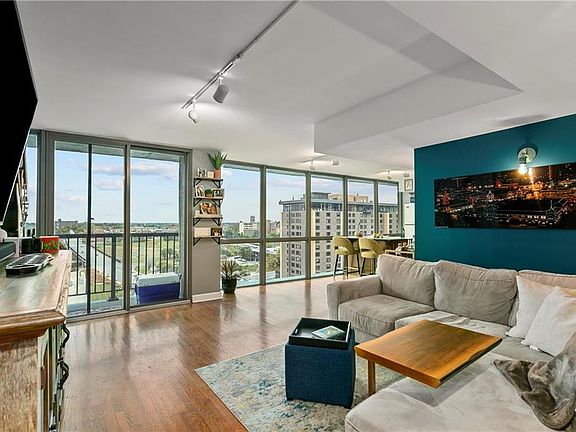 5th image of 600 E Admiral 1604 Blvd