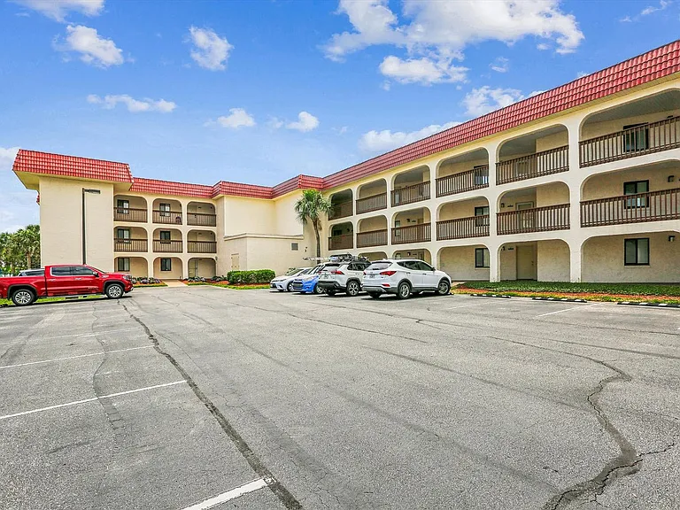 880 Jimmy Buffett Memorial Hwy #3-ID1259091P — Photo 28