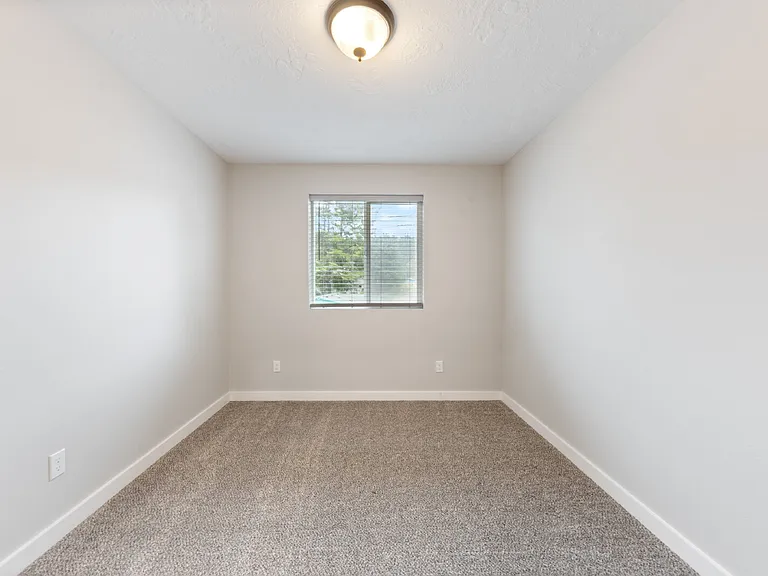 427 SE Inlet Ave — Photo 21