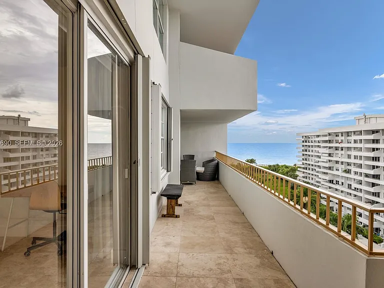 155 Ocean Lane Dr #1111 — Photo 5