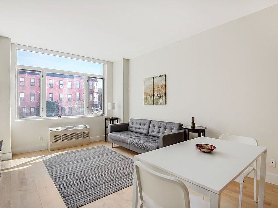 1st image of 410 4th Ave Unit 2F