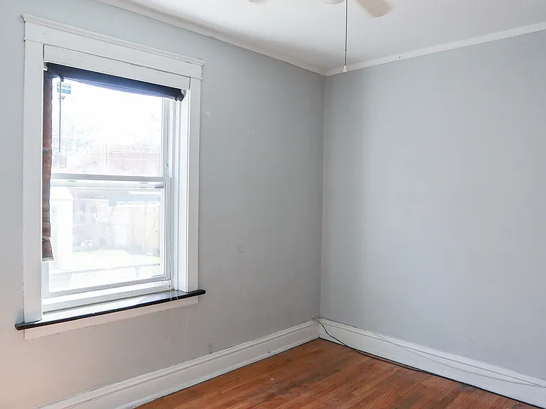 3951 N Hoyne Ave #1 — Photo 8