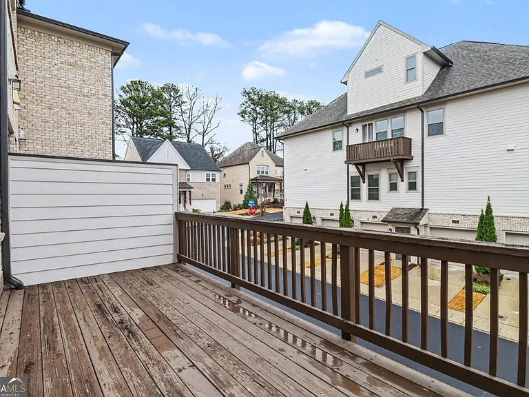 1258 Epping Ln — Photo 23
