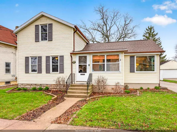 348 1st St, Menasha, WI 54952