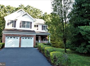 11 Lenmore Ct, Princeton, NJ 08540