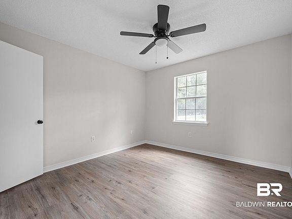 5th image of 811 E Verbena Ave