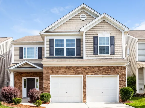 912 Old Forester Ln, Charlotte, NC 28214