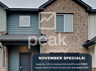 903 Boxwood Ln, Fort Worth, TX 76140