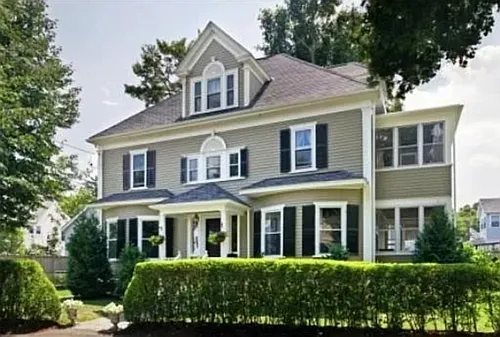 17 Prairie Ave Photo 1