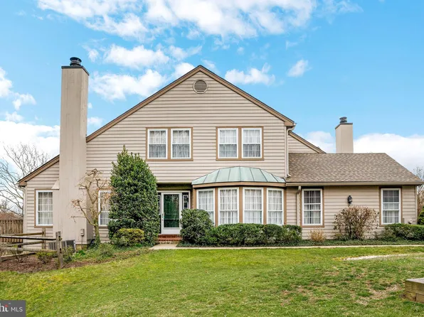 5 Manchester Ct, Berwyn, PA 19312