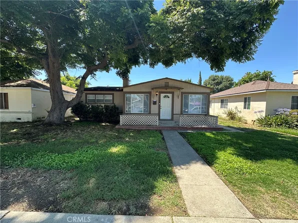 18216 Hartland St, Reseda, CA 91335