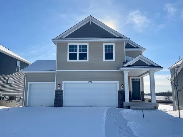 939 Silvercreek Ave W, Delano, MN 55328