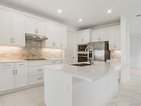 3rd image of 27045 SW Viterbo Way