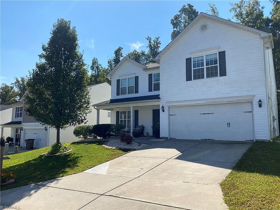 1st image of 1902 Chapel Brook Way