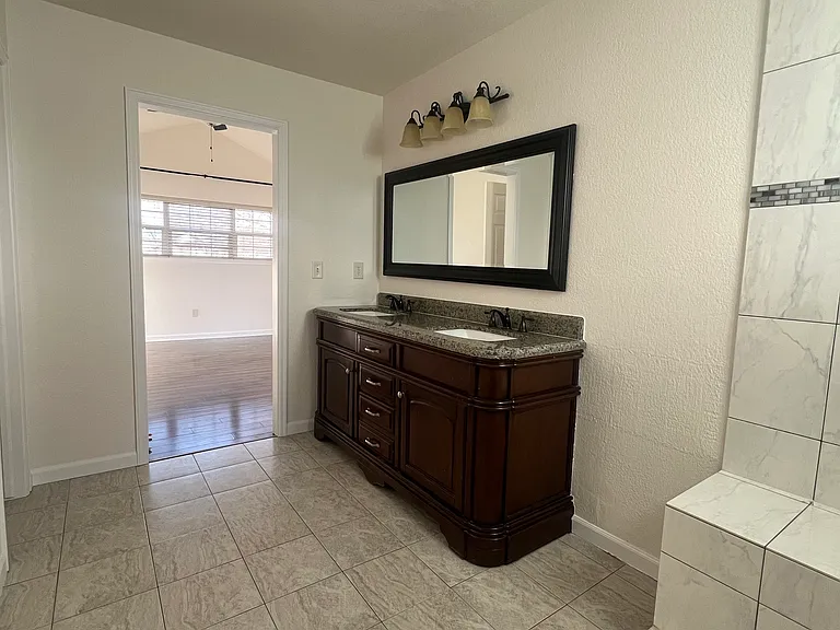 233 Harvest St — Photo 13