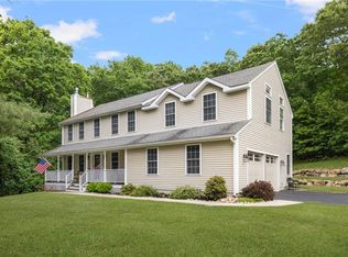 108 Dover Ln, Richmond, RI 02812