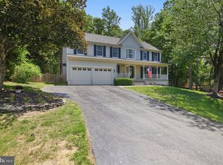 4 Bedford Ct, Fredericksburg, VA 22406