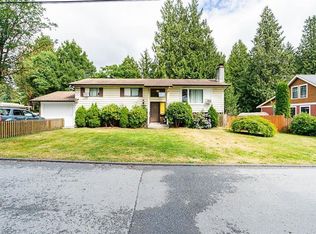 2224 Mouldstade Rd, Abbotsford, BC V2S 3X4