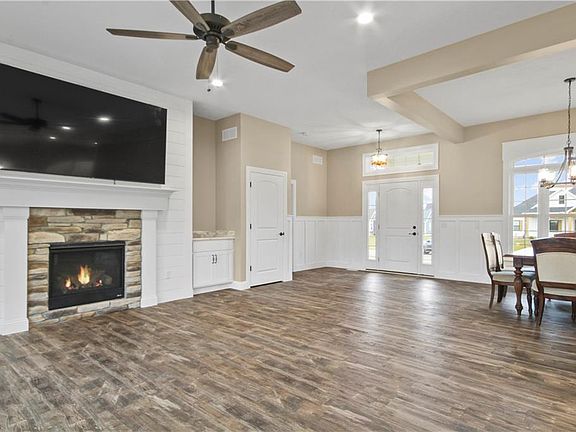 3rd image of 3309 Chestnut Hl