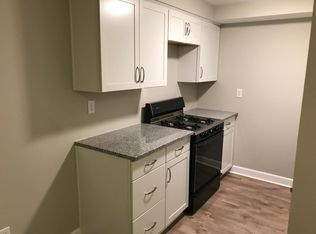 320 E James St, Homestead, PA