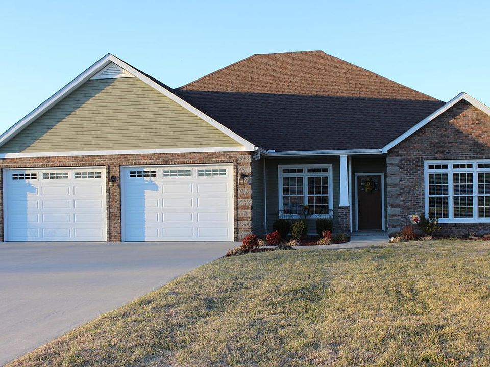 1st image of 202 Bea Ct