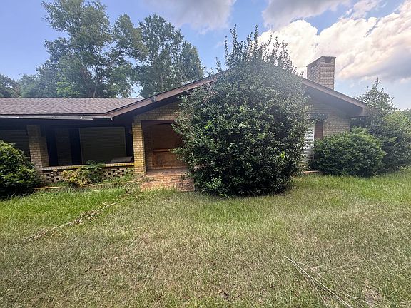 5th image of 933 Edwards Ave