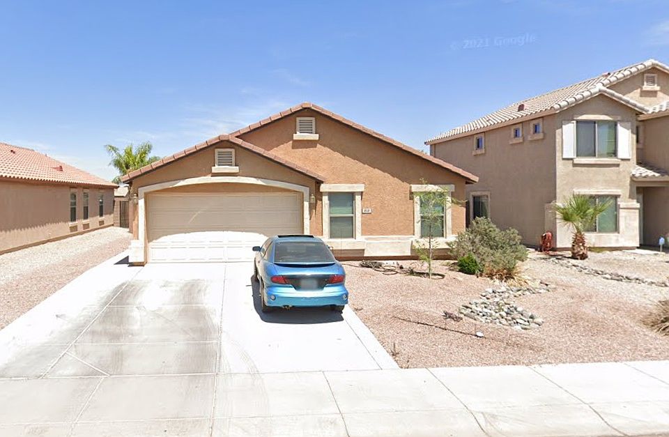 1st image of 858 W Mesquite Tree Ln