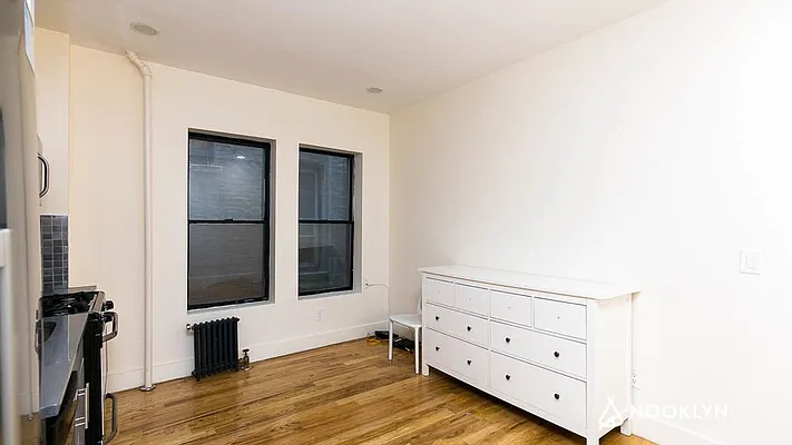 Rented by Nooklyn NYC LLC | media 42
