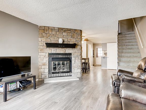 4th image of 6766 S Holland Way