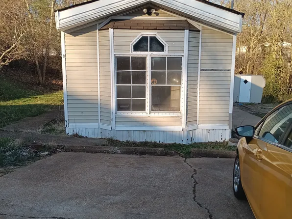 9 Pine Fork Ln, Fenton, MO 63026