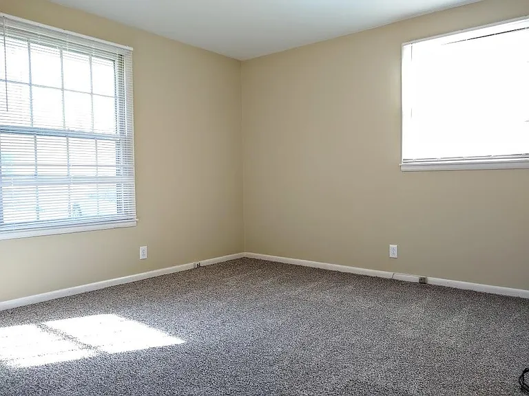 143 Lakeside Park Dr — Photo 10
