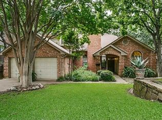 3911 Kingsferry Dr, Arlington, TX 76016