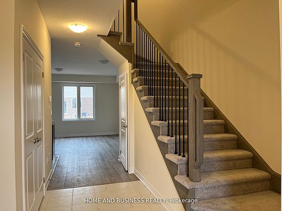 3rd image of 169 Sonoma Ln