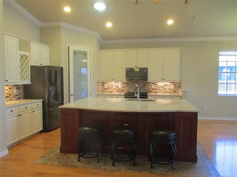 1368 Emerald Dunes Dr #20 — Photo 10