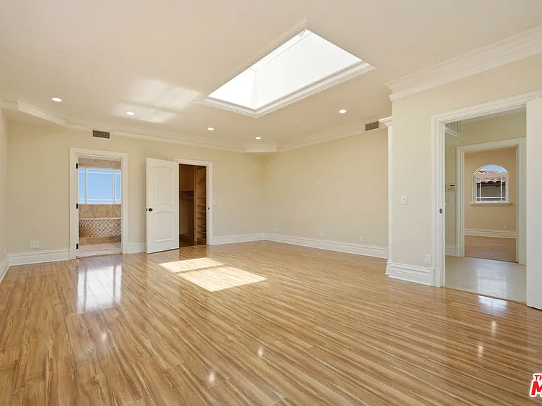 1510 Cardiff Ave — Photo 30