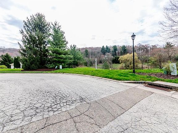 2nd image of Barrington Dr Lot 10