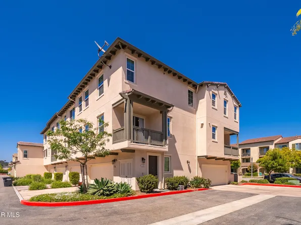 586 Pioneer St, Camarillo, CA 93010