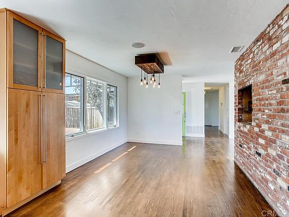 5th image of 1287 Bangor St