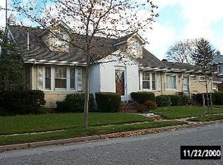 1 E Maujer St, Valley Stream, NY 11580