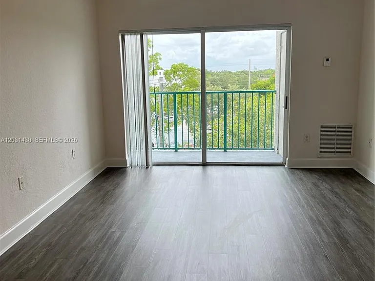 6001 SW 70th St #545 — Photo 1