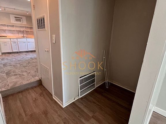 5th image of 1302 S 4th St #1B-1BA-688SQFT