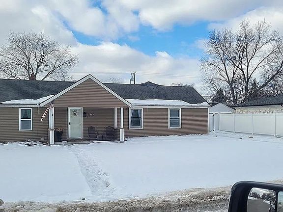 4th image of 2480 Gerald Ave