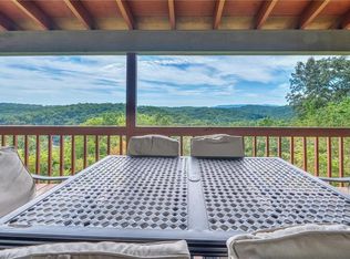 281 Rocky Ridge Dr, Blue Ridge, GA 30513