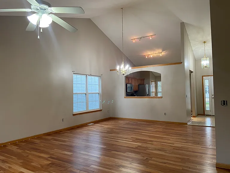 4403 Quarry Ln — Photo 7