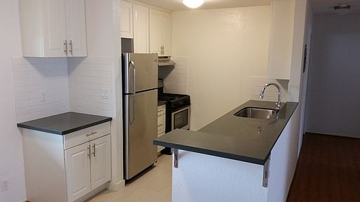 1st image of 441 N Virgil Ave APT 03