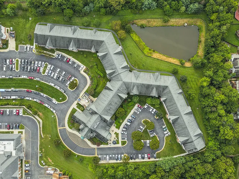 Cascades Village (55+) — Photo 24